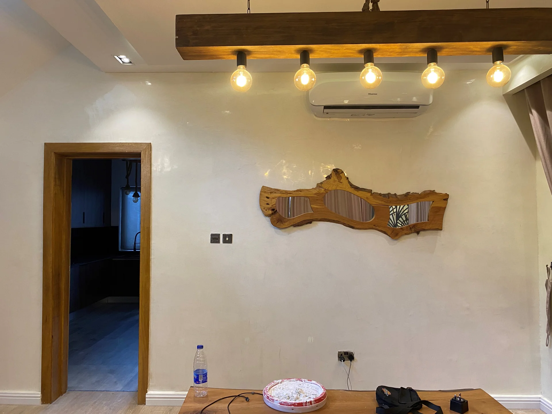 Stucco wall texture finish
